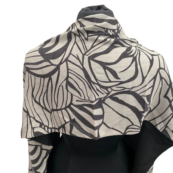 Pashmina Wool Shawl with Silky Tassel Fringe Feathers and Beading NWT - Picture 6 of 14